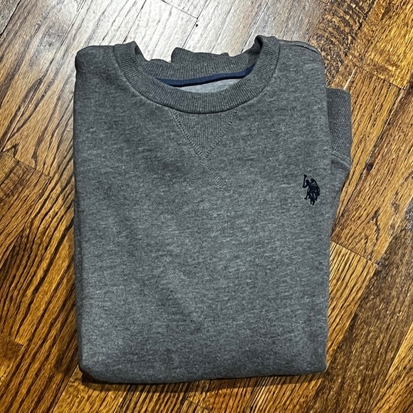 U.S. Polo Assassin Men’s Crewneck Sweater - Size Small - Picture 1 of 5